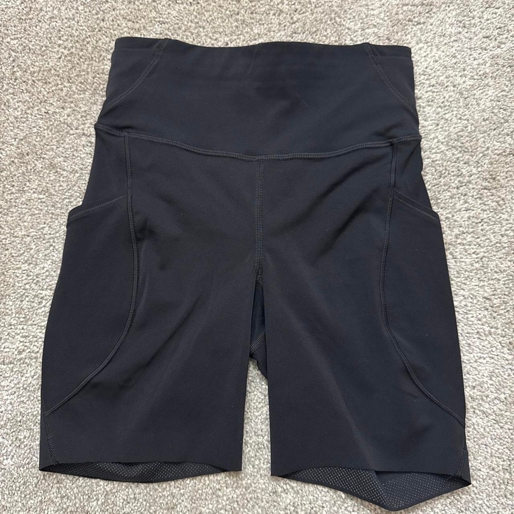 Lululemon Fast and Free High Rise Bike Shorts Women's Size 2 Black